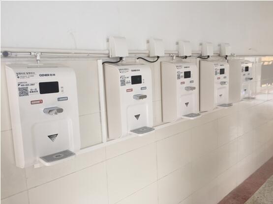 彩神8888壁挂式净水器