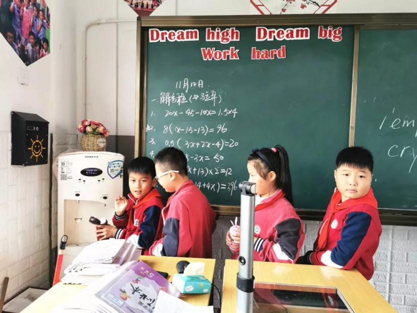 彩神8888直饮净水器 彩神8888直饮净水器